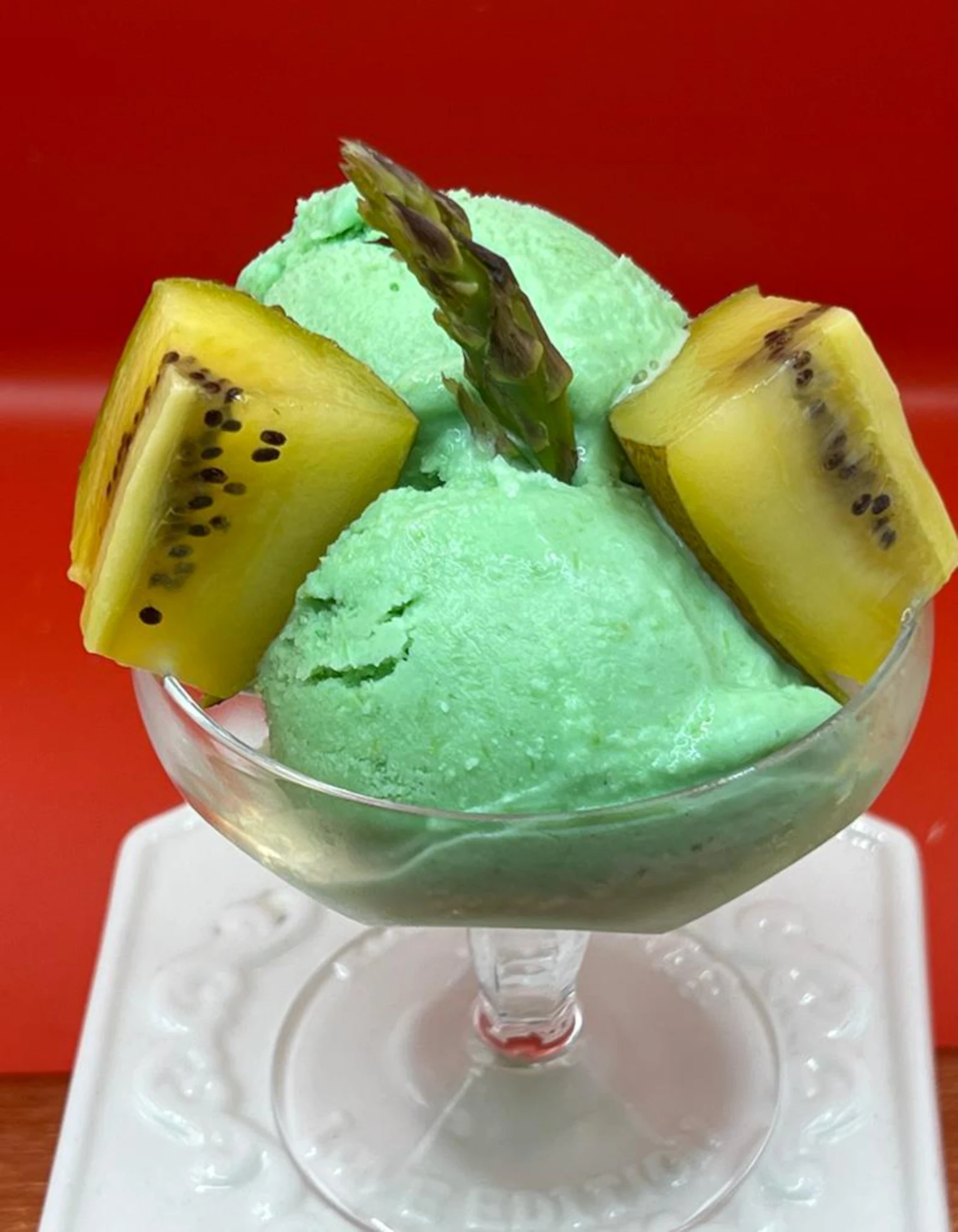 Spargel-Weiß-Wein-Sorbet