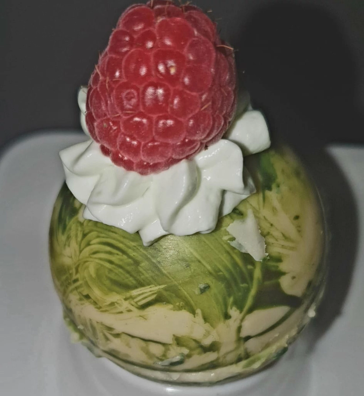 Weiße Schokolade Kugel